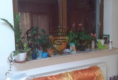 2 apartamente la parter,  Zona Dacia, stradal, ideal spatiu comercial / birouri - 1