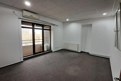 Birou, 100 mp în Unirii