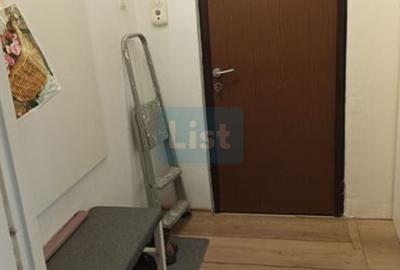 Apartament 3 camere - Decomandat - 2