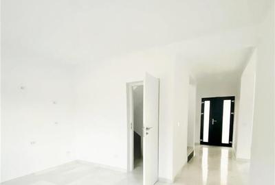 Casa individuala si intabulata cu garaj - 1