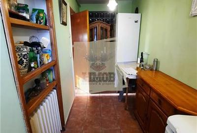 Apartament mobilat cu 3 camere in zona Strand - 5