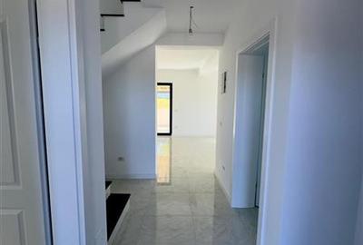 Vila individuala de vanzare in Barnova, zona retrasa si linistita - 6
