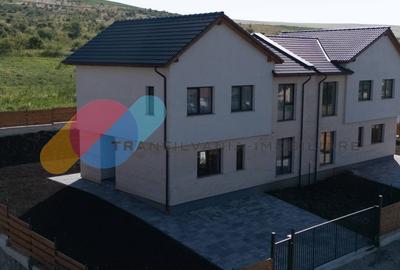 Casa ultrafinisata, 120 Mp + 400 Mp Teren, intrare Chinteni - 20