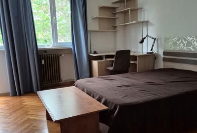 Garsonieră 36 mp – Piața Romană / Dacia, etaj 3/4, balcon, 12 min metrou - 1