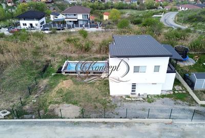 Casa individuala in Dezmir cu panorama spre aeroport - 1