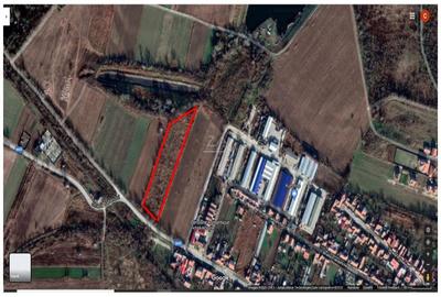 Teren Intravilan in zona accesibila ! Acces la sosea. Utilitati in apropiere. - 1