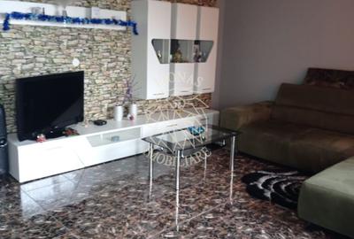 Casa 5 camere 220 mp-teren 2500 mp- terasa/garaj-Dealul Dumitrei - 4