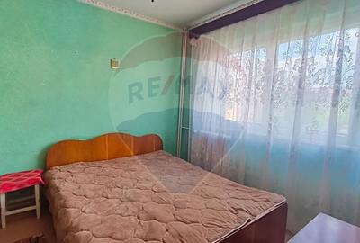 Apartament cu 3 camere de vânzare, decomandat Micro 17- Galați - 6