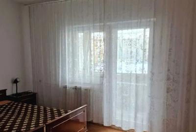 Apartament cu 3 camere decomandat, mobilat în Rahova