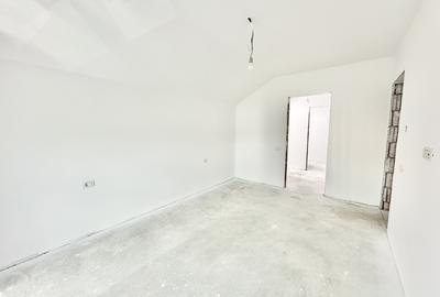 Duplex 4 camere | despartit prin casa scarii | intimitate reala | Mosnita - 19