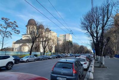 PIATA SUDULUI, EMIL RACOVITA, MOLDOVITA, 51 MP ETAJ 2/4 BLOC 1970 - 1