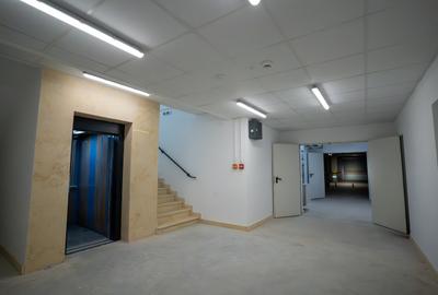 PROPRIETAR: Apartament cu 3 camere și cu 2 băi, complet echipat - intabulat - 20