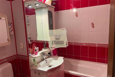 Apartament cu 3 camere decomandat cu balcon in Vasile Aaron - 9