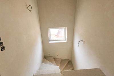 Casa moderna noua de vanzare in Sadu - 5
