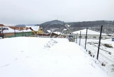 Teren intravilan 769 mp cu priveliște către munți și pădure - 6