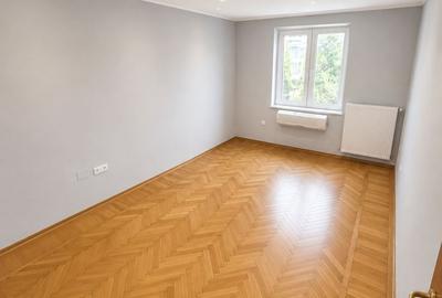 Apartament cu 2 camere decomandat, mobilat în Floreasca