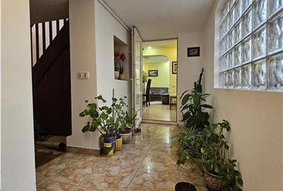 Casa spatioasa de inchiriat Bartolomeu (Curte comuna) - 8