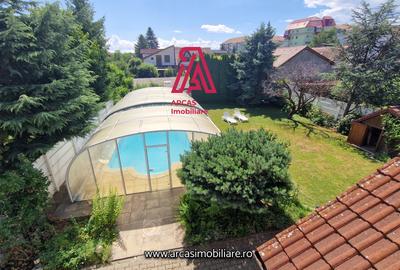 Vila superba de inchiriat cu piscină și garaj în Sibiu! - 1