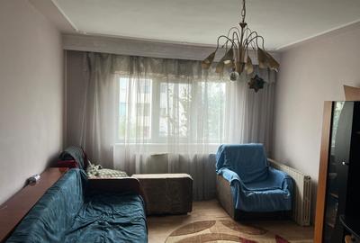 Apartament cu 2 camere decomandat în Anda