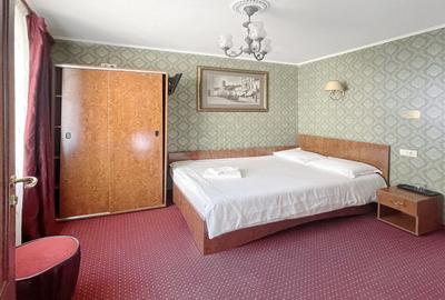 Pensiune de 15 camere in Centrul Istoric la 400m de Piata Sfatului - 24