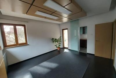 Spatiu de birouri 80mp Muncii - Decebal, gradinita/afterschool/cursuri - 1