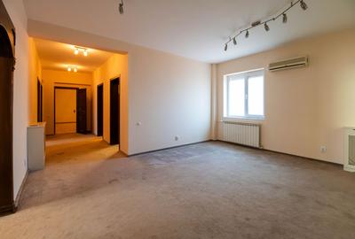 Vila cu piscina, 22 camere și consum ZERO, Baneasa – Romatsa - 3