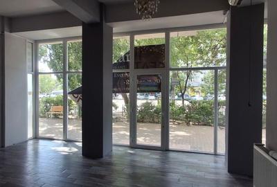 Spatiu comercial Titan - 1 Decembrie 1918 - 1