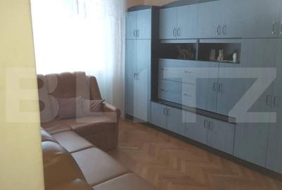 Apartament cu 2 camere semidecomandat, mobilat în Carpați 1