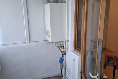 Apartament 3 camere, Str Codrii Cosminului, 2 bai, balcon, beci, loc parcare! - 2