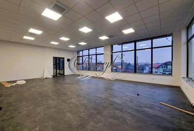 Spatiu comercial pentru diverse activitati sau investitie - 2