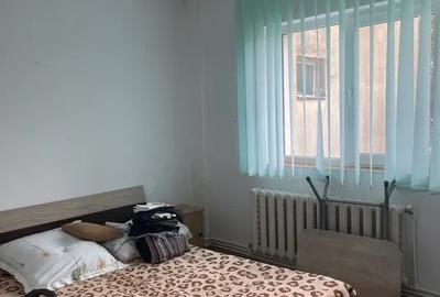 Apartament cu 3 camere semidecomandat, zona Zimbru - 3