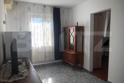 Apartament cu 2 camere nedecomandat, mobilat în Solidarității
