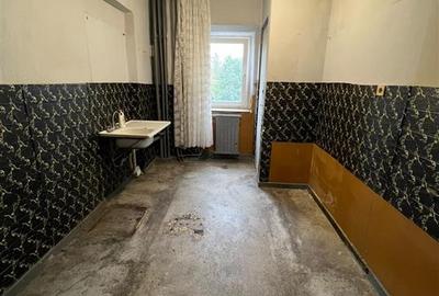 Vanzare apartament 3 camere 2 bai - bloc din 1986 - 7