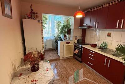 Apartament cu 2 camere decomandat, mobilat în Grigorescu
