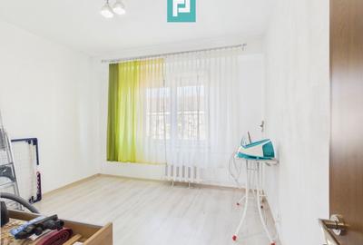 Apartament 4 camere, spațios pentru familie - 13