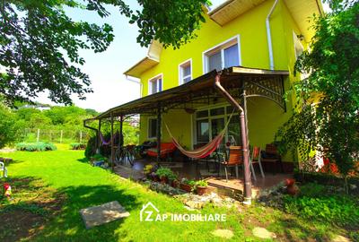 Unirii - Casa 170 mp - 5 camere - 900 mp teren - garaj - 3