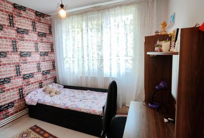 Apartament cu 3 camere decomandat în Țiglina 2