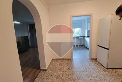 Apartament cu 2 camere semidecomandat, mobilat în Moșilor