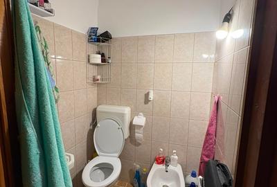 Apartament de vanzare | 3 camere, 70 mp | Centrală proprie - 4