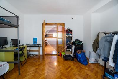 Casă spațioasă de vânzare | Teren 835 mp | Cristian | COMISION 0% - 6