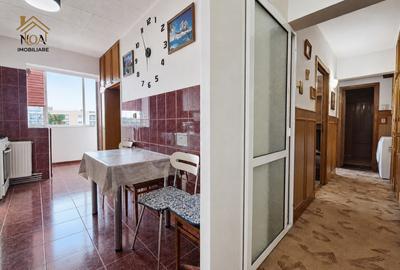 Apartament cu 3 camere decomandat în Centrul Civic