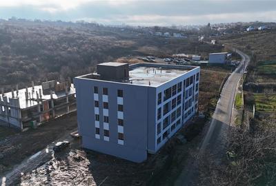 Apartament cu 3 camere decomandat în Hlincea