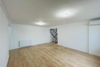 Ap finisat la cheie, 3 camere + pod, balcon - C. Arhitectilor - 4