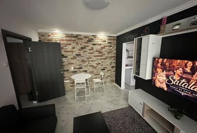2 camere, design modern - Luica - 1