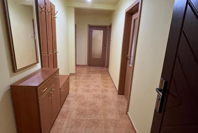 Vand apartament 2 camere decomandat in Deva, situat pe  Bld. Balcescu, etaj 2, - 6