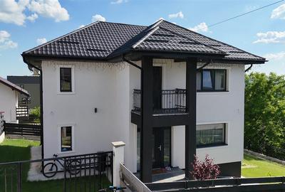 Casă individuală cu 5 camere în Valea Lupului