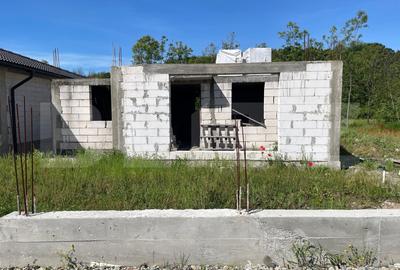 Casă individuală cu 4 camere în Exterior Est