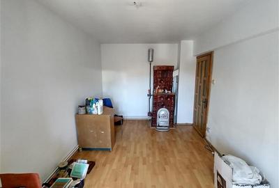 Oravita, Apt.4 Cam, 96mp , Zona Garii, Pret Negociabil - 14