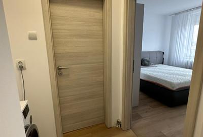 Apartament 3 camere, zona Podu Ros - 1