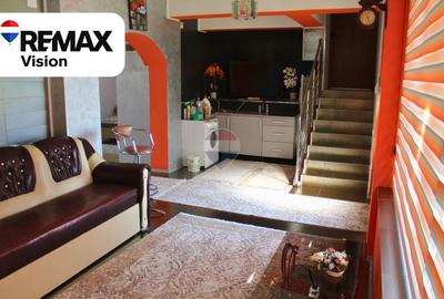 Casă / Vilă cu 8 camere de vânzare - 15